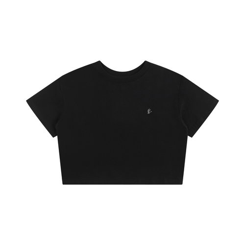 Women’s cropped baby tee seamless cotton t-shirt with short sleeves and fitted silhouette in pink for casual streetwear styling